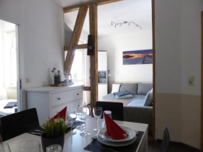  Ferienwohnung Friedrich Schiller, 2 Schlafzimmer, Balkon,kostenloses WiFi, nähe Zentrum,  Йена